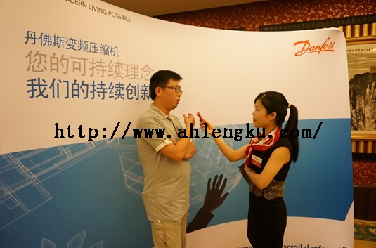 中國建筑西南設計研究院有限公司機電二院的執行總工程師路越接受丹佛斯的采訪.jpg