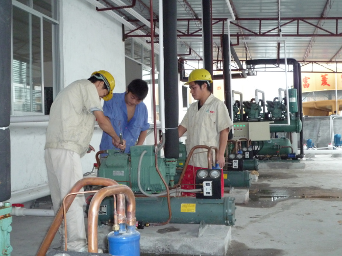 比澤爾冷庫壓縮機